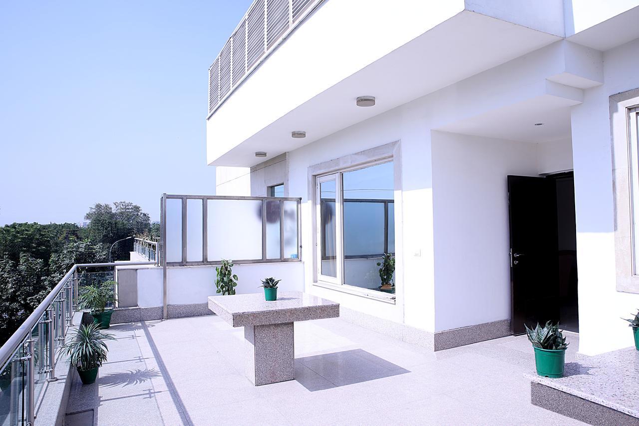 Inde Hotel Vista Woods Huda City Centre, Gurgaon Exterior foto