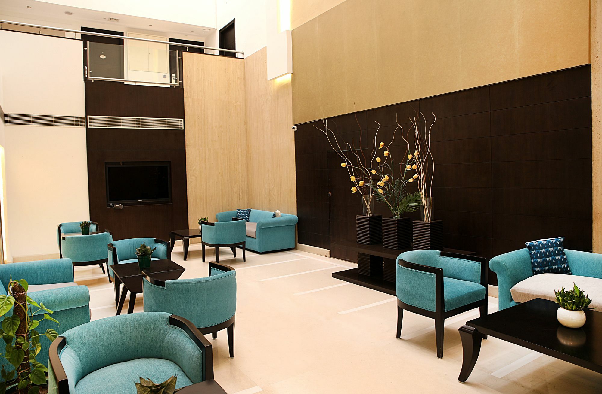 Inde Hotel Vista Woods Huda City Centre, Gurgaon Exterior foto