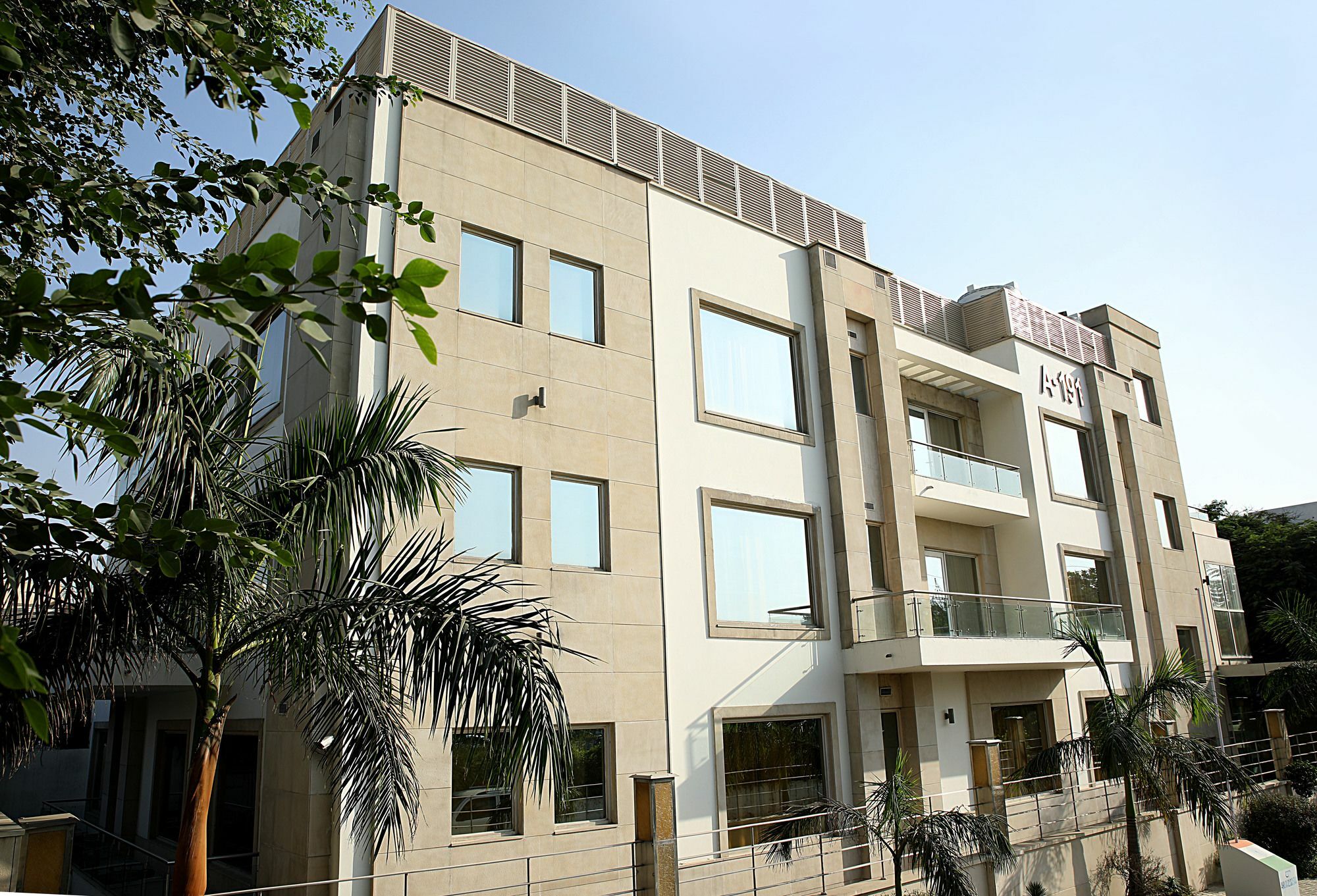 Inde Hotel Vista Woods Huda City Centre, Gurgaon Exterior foto